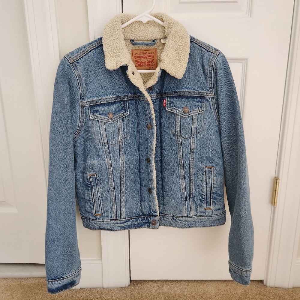 Levi's Denim Jacket with Sherpa Lining